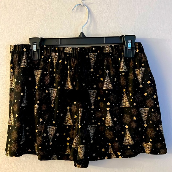 PJ’s * Trees and Stars * 2pc Pajama Top & Shorts Set * size XL * Black & Gold * - Picture 5 of 11